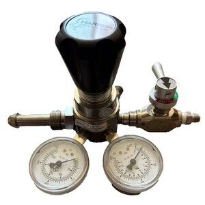 Harris 721C125580B Specialty Gas Cylinder Regulator 3000 PSI Dual Gauge